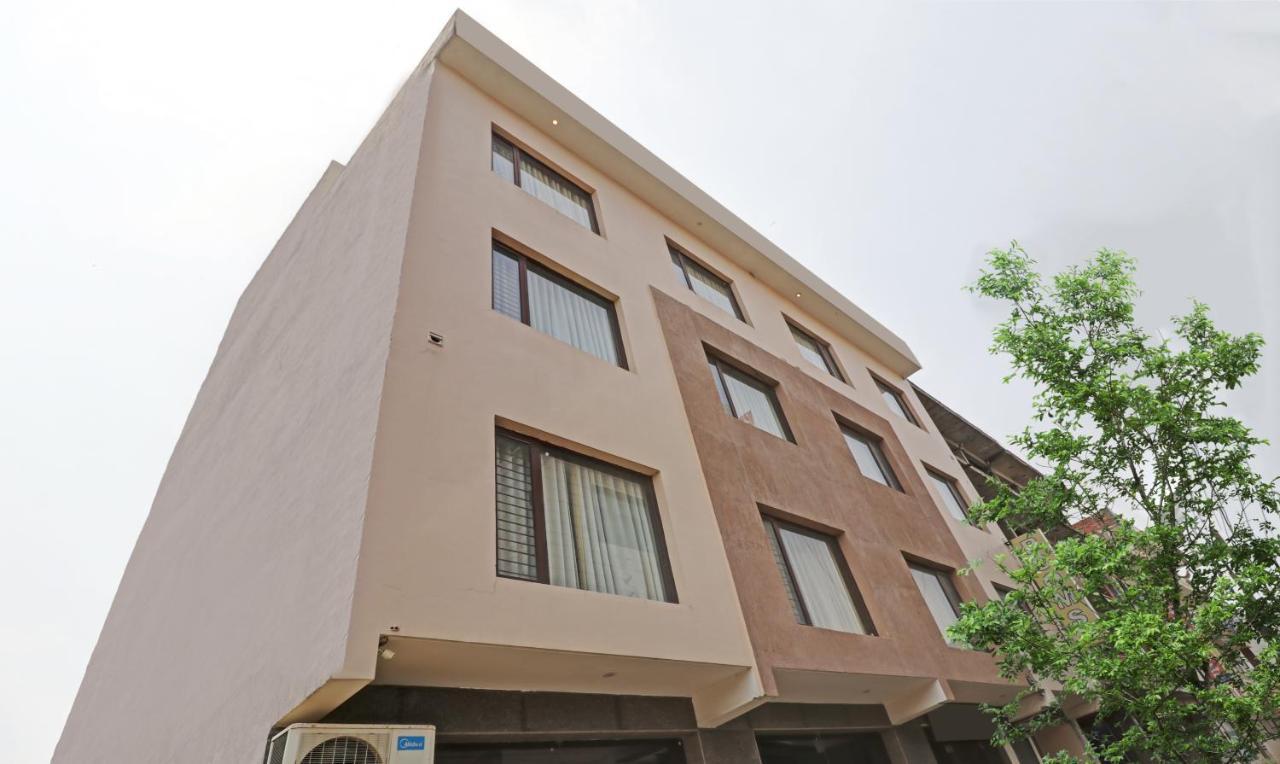 Treebo Magnum Chandigarh Kharar ภายนอก รูปภาพ